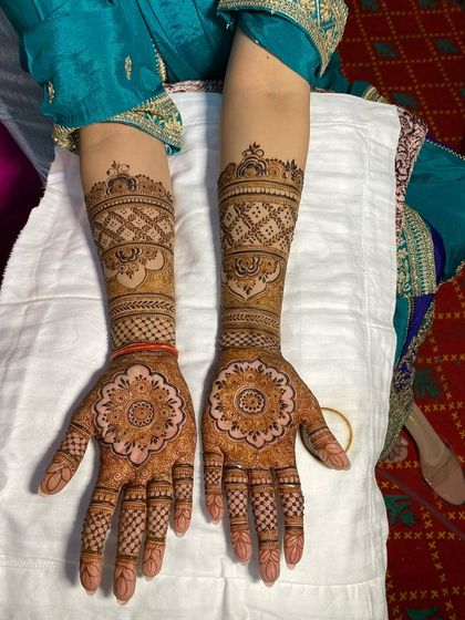 Umesh Kumar - Festival & Occasion Mehandi Intricate Rajasthani & Full Hand Designs photo 34