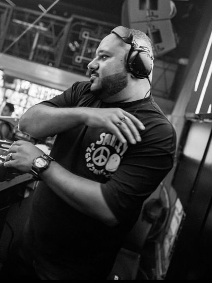 A black and white shot capturing a moment from a super packed house at Wafira, Kolkata. The focus is intense when the floor is full.