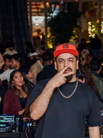 Nash - Event Curation & Themed Nights Touring: Taking the Vibe Global photo 27