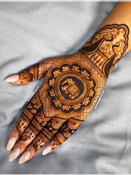 Traditional & Symbolic Artistry photo 10