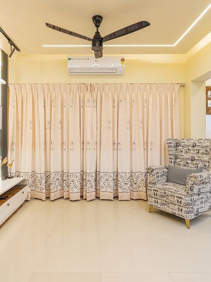 Spacious Living & Dining Areas photo 11