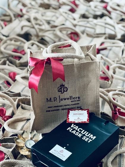 The Gift Cottage - Corporate & Event Gifting Festive Gifting photo 18