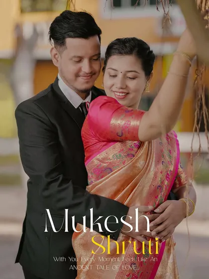 A beautiful portrait of the couple in traditional Maharashtrian attire, perfectly blending cultural elegance with a natural, outdoor setting.