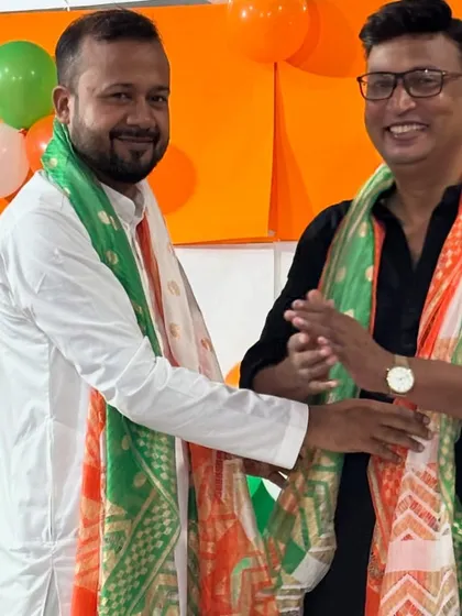 Celebrating India's Independence Day at our center. Our Managing Director, Anuj Tiwari, is seen felicitating our esteemed guest, MLA Vinay Mishra ji.