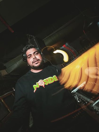 Behind the Decks: The Art of the Mix photo 52