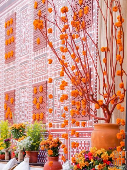 Haldi & Mehendi: Sunshine and Joy photo 19