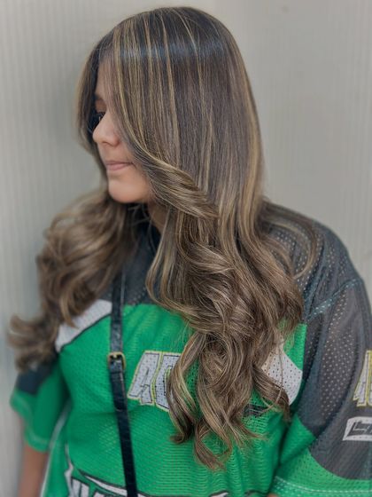 Sun-Kissed Balayage & Highlights photo 12