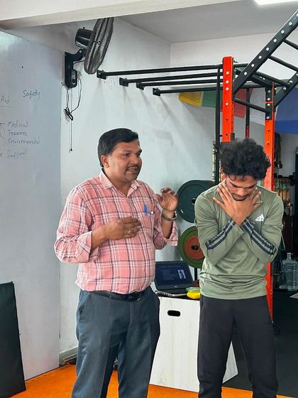 Another angle of the choking-assistance demonstration during our safety workshop.