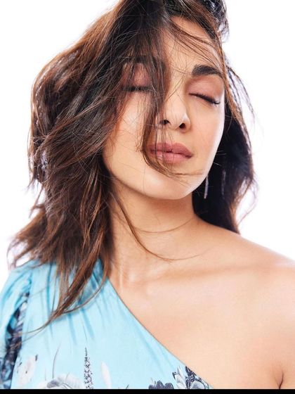 Celebrity Ad & Event Styling photo 3