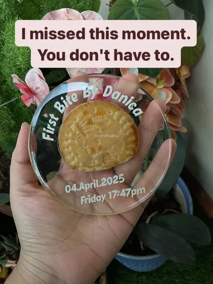 I believe even the smallest milestones deserve to be remembered. This client asked me to preserve her baby's first biscuit. I sealed it in a clear resin plaque with the date and time of her "First Bite," creating a truly unique and personal memory.