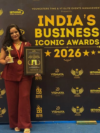 A solo shot of our founder Gauri with her well-deserved award for excellence in event planning.