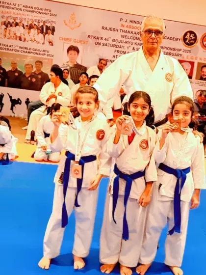 Our young champions with Kyoshi Sensei. We are proud to see the next generation of karatekas developing their skills and confidence.