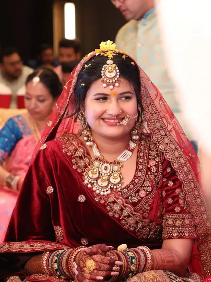 The bride during her ceremony. Her makeup remains fresh and radiant, proving that my techniques ensure a long-lasting look for the entire event.