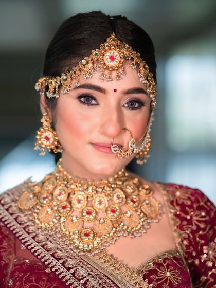 Timeless Bridal Looks photo 11