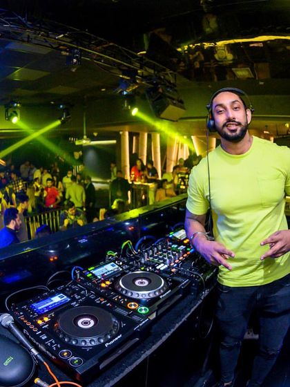 Back on the decks and feeling the vibe. I play a mix of Hip Hop, RnB, Reggaeton, and more to keep the music fresh and exciting.