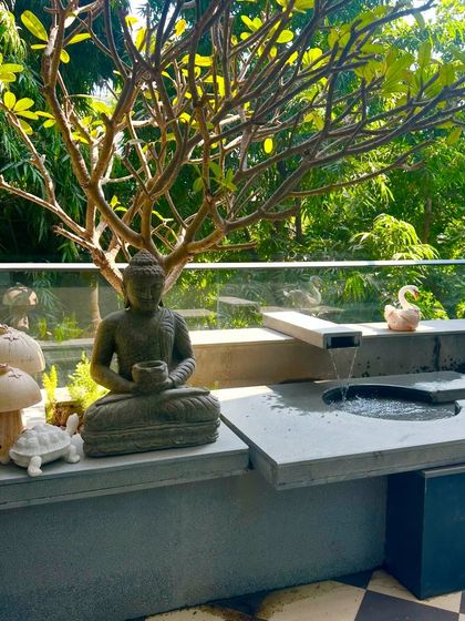 Intimate Courtyards & Balconies photo 18