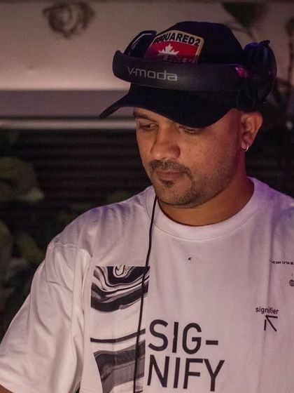 Shine HVK - DJ for Private & Corporate Events Behind The Decks photo 25