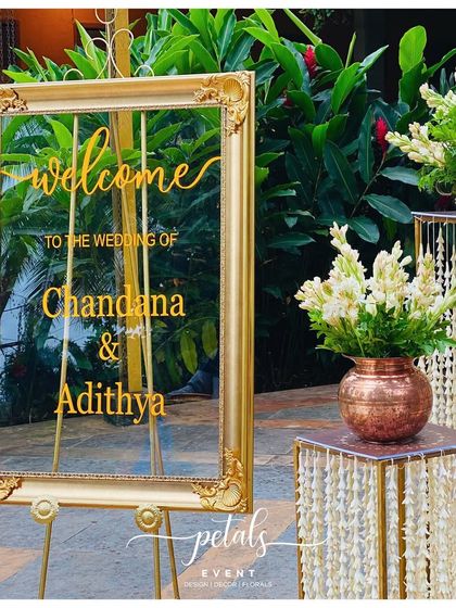 Petals - Wedding Decoration & Styling Welcoming Entrances & Signage photo 15