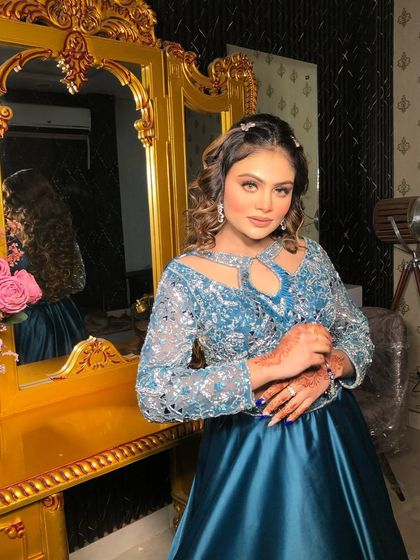 The complete look, ready for any party or special event.