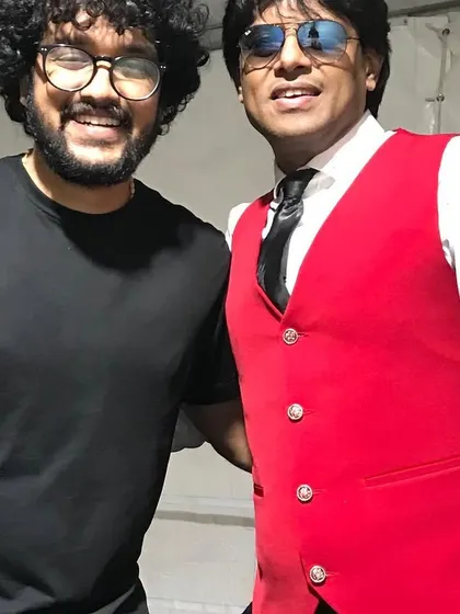 A backstage moment with Nihal Tauro from Indian Idol before our show in Mauritius.