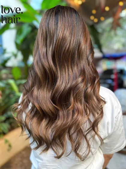 Another angle of the 'Mocha Girl Flow', showing how the light plays with the different brown tones.