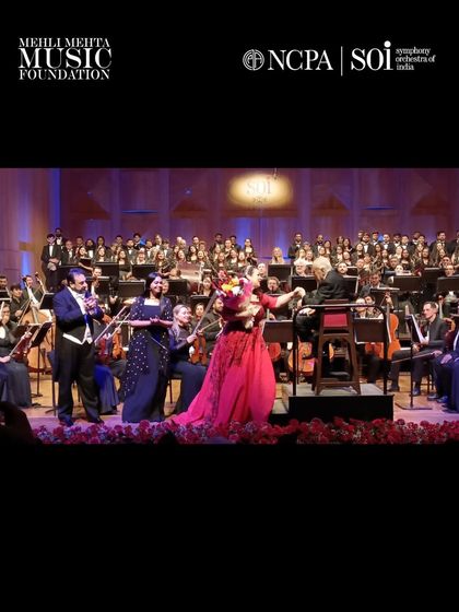 The final bows at the Opera Gala, with soloists and Maestro Mehta receiving a standing ovation for an unforgettable evening of music.