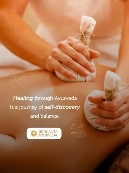 This is Churna Pinda Sweda, a therapeutic massage using warm poultices filled with herbal powders. This treatment is highly effective for reducing muscle stiffness, easing joint pain, and improving flexibility by targeting inflammation directly.