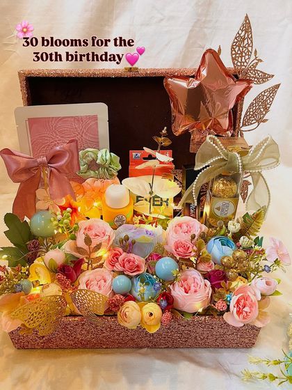 Thirty blooms for a 30th birthday. This image highlights the theme of this special milestone hamper, which was designed to be a true celebration in a box.
