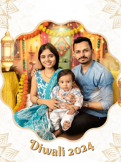 A perfect family portrait for Diwali 2024. We create these beautifully framed images as a keepsake of your festive celebration.