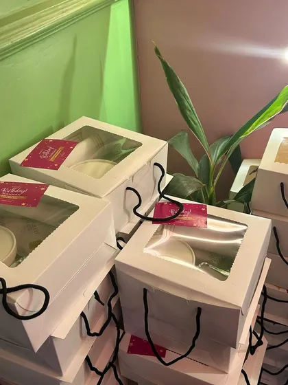 Birthday boxes ready for delivery. These hampers are a great solution for kids' parties, and I can customize the menu to fit your budget and preferences.