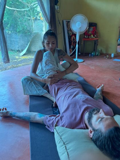 Ashrita - Wellness Retreats Healing Touch: Bodywork & Stretch Therapy photo 8