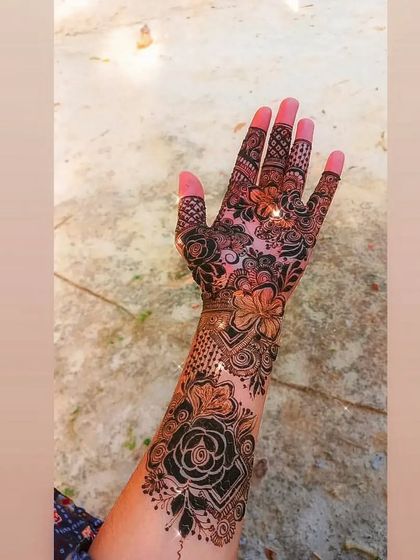 Full Coverage Bridal Henna photo 60
