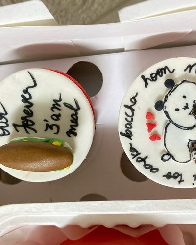 Custom Themed Cupcakes