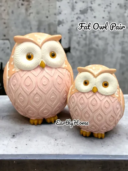 This fat owl pair in a soft pink color is one of my cutest showpieces.