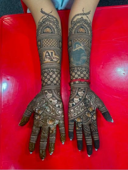 Kanha Mehandi - Bridal Mehndi Custom Storytelling & Portrait Mehndi photo 7