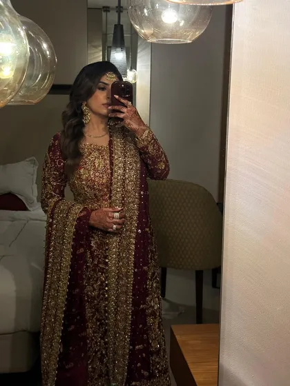 A candid mirror selfie from the client herself. I love seeing my clients feel themselves after getting their makeup done.
