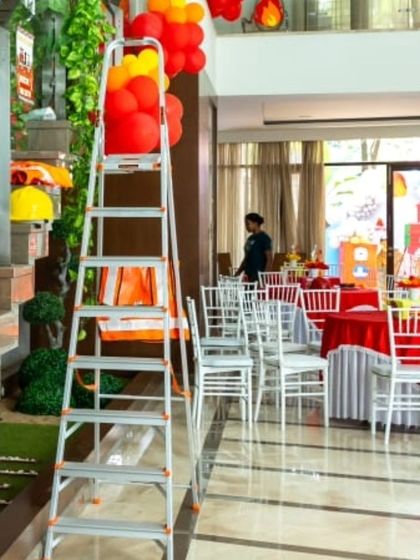 FlamingoBox - Personal & Social Event Planning Imaginative Worlds: Themed Kids' Parties photo 38