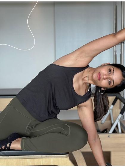 Movement is key to vitality. This side bend on the Wunda Chair helps to open up the side body and improve spinal mobility, contributing to a healthier, happier you.