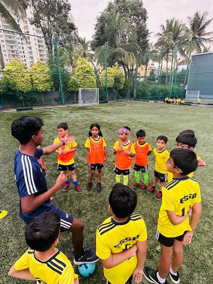 Elite Soccer School - Youth Football Coaching Programs Youth Development (Ages 6-10) photo 18
