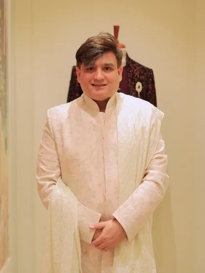 A closer look at a sophisticated off-white sherwani from the Tasva collection. I help grooms find outfits that exude class and comfort for their wedding festivities.