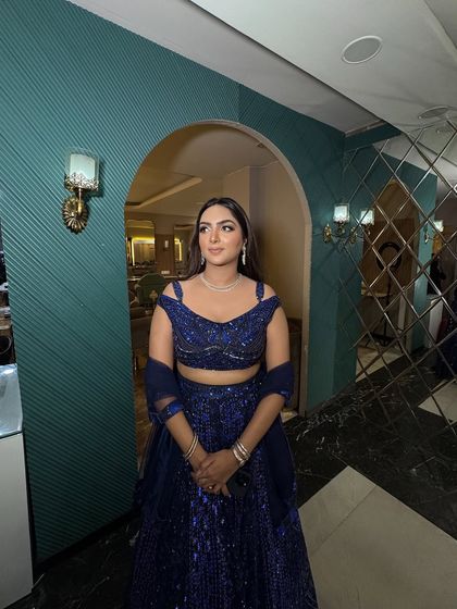 A soft glam look in a stunning royal blue lehenga. This look was created by my artist Sunaina and is the perfect example of elegant party makeup.