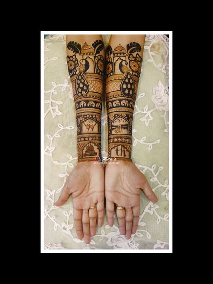 Full Bridal Mehendi (Hands & Feet) photo 19