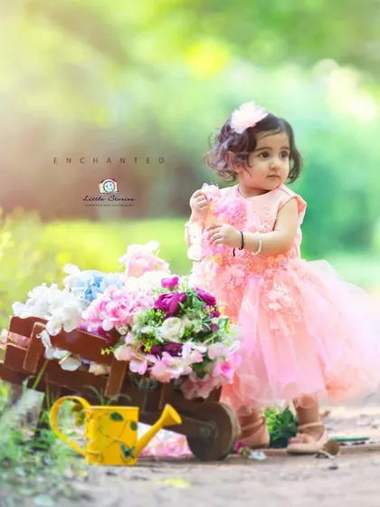 The soft, dreamy light in this enchanted portrait adds to the magical quality of the moment, creating a timeless piece of art.