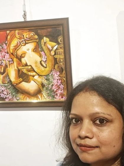 A fellow artist posing with my 'Murali Ganesha' painting. The support within the artist community is wonderful.