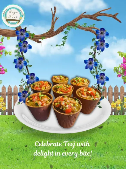 Celebrate Teej with delight in every bite. My Kulhad Wale Palak Chole Chawal are a rustic and flavorful dish, served in traditional earthen cups to enhance the experience.