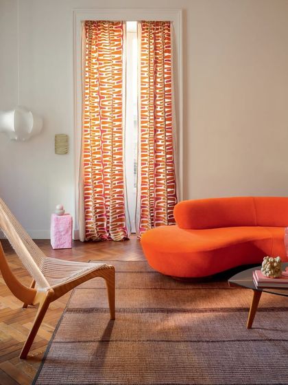 Bespoke Upholstery: Sofas & Armchairs photo 12