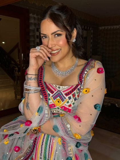 Chic & Glamorous Ponytails photo 12