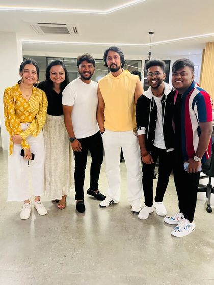 Sunidhi Ganesh - Acoustic Singer (Solo/Duo) Behind the Scenes & Fun Moments photo 6