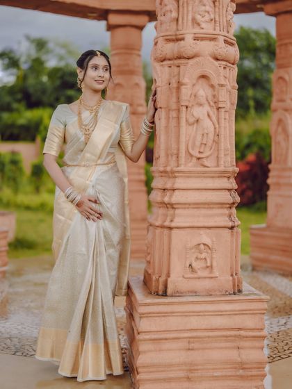 Vitthal Wayade - Wedding Photography Elegant Bridal Portraits photo 29