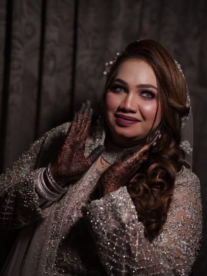 Soft & Ethereal: Pastel, White & Gold Looks photo 103